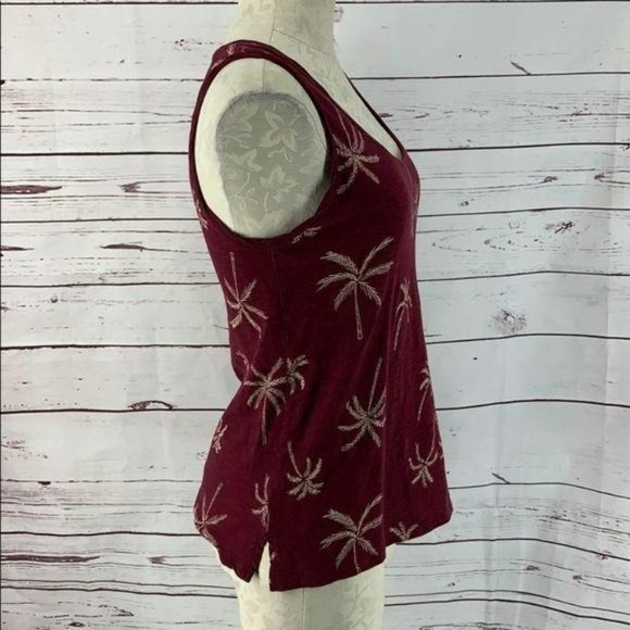 Old Navy Women's Everywhere Red Palm‎ Tree Tank Top Small - Picture 3 of 7
